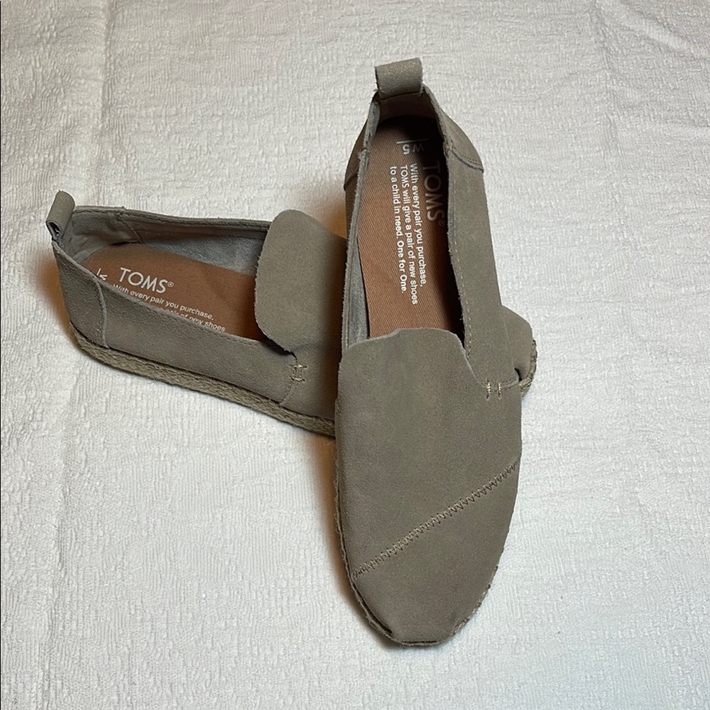 Toms Gray Flats Minimalist Slip-On Shoes